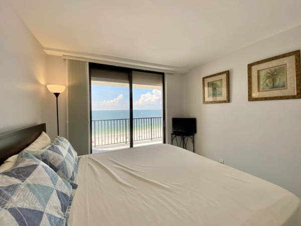 South end Marco Island condo rental